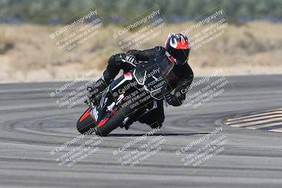 media/Oct-13-2025-Moto Forza (Mon) [[a66d839500]]/3-B Group/Session 3 (Turn 16)/